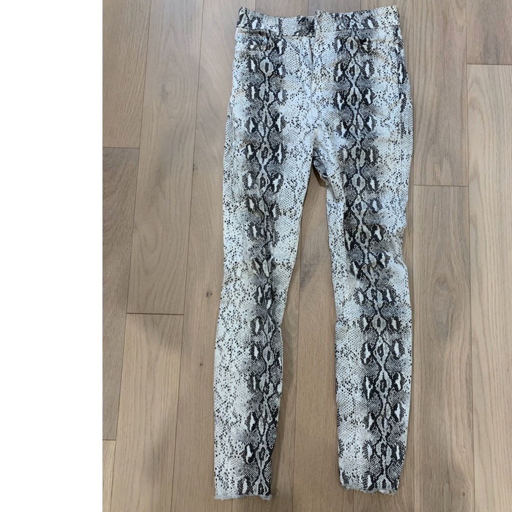 ZARA snake print high waisted jeans size 4